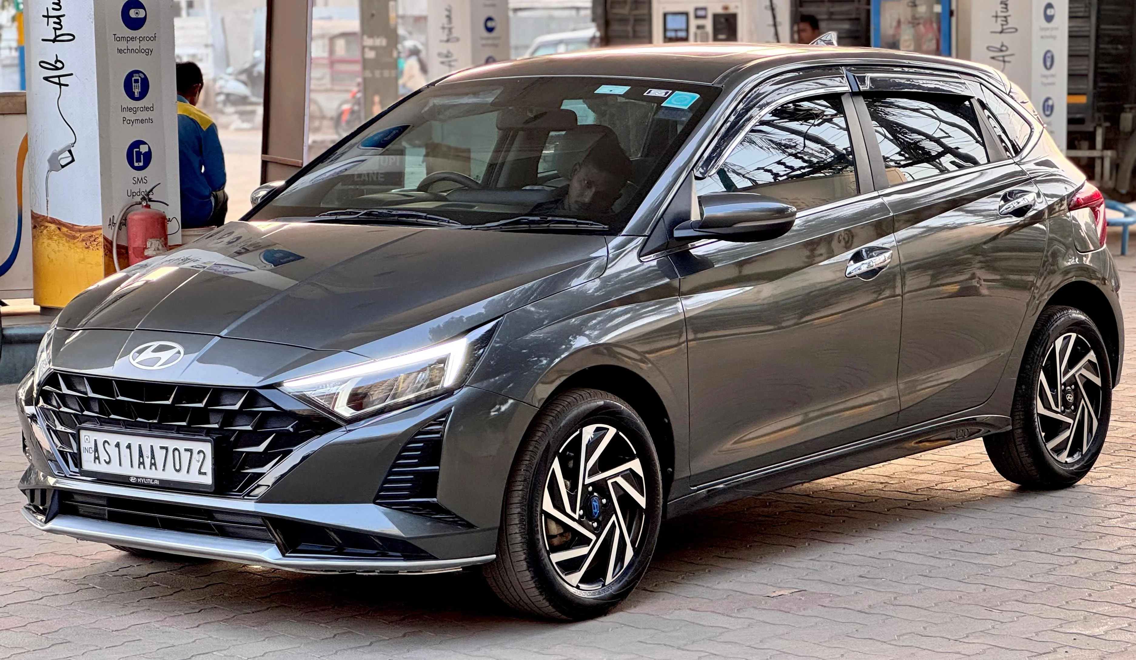 Hyundai i20 - Thumbnail 5